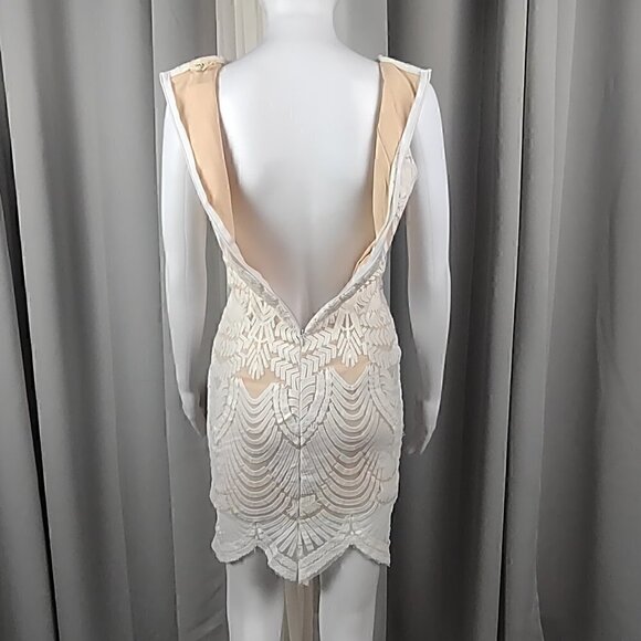 Tea & Cup Cream Bodycon Fitted & Lined Cotton Mini Dress. Size Small - Picture 6 of 13